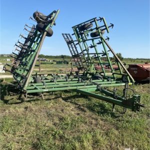 Культиватор предпосевной сплошной обработки John Deere 960 от 6 до 9 м